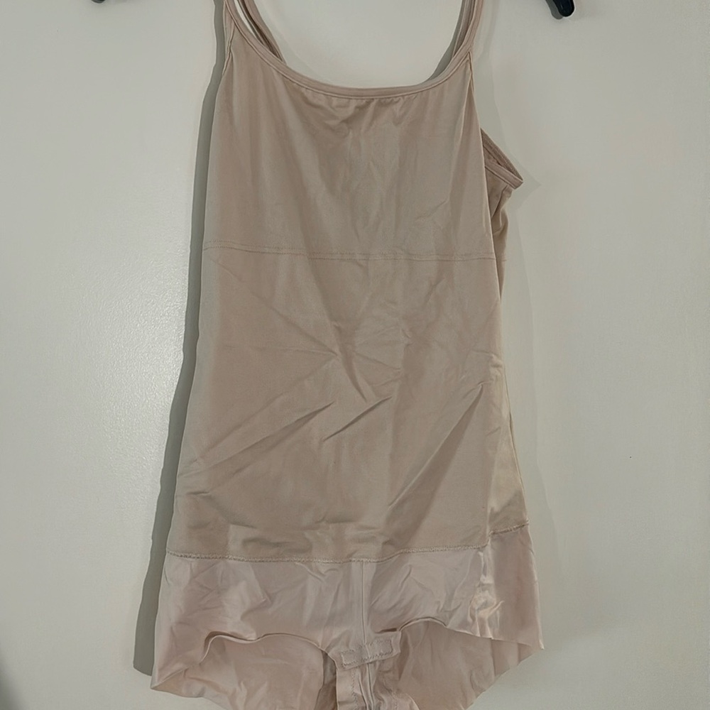 - BRAND NEW WOMEN'S SIZE LARGE MAIDENFORM FLEXEES COOL COMFORT FIRM ROMP…